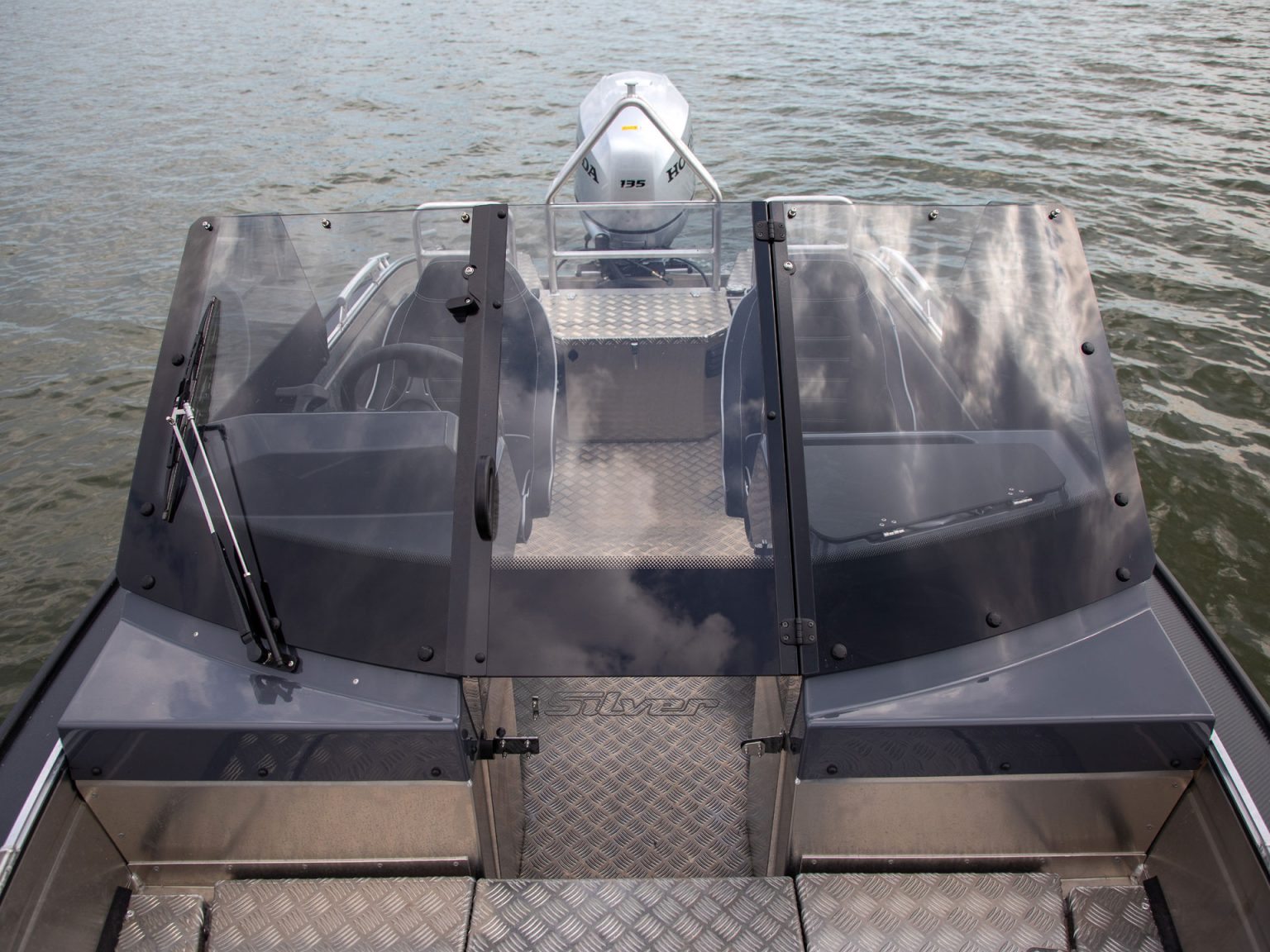 sharkbrx_interior3_2022